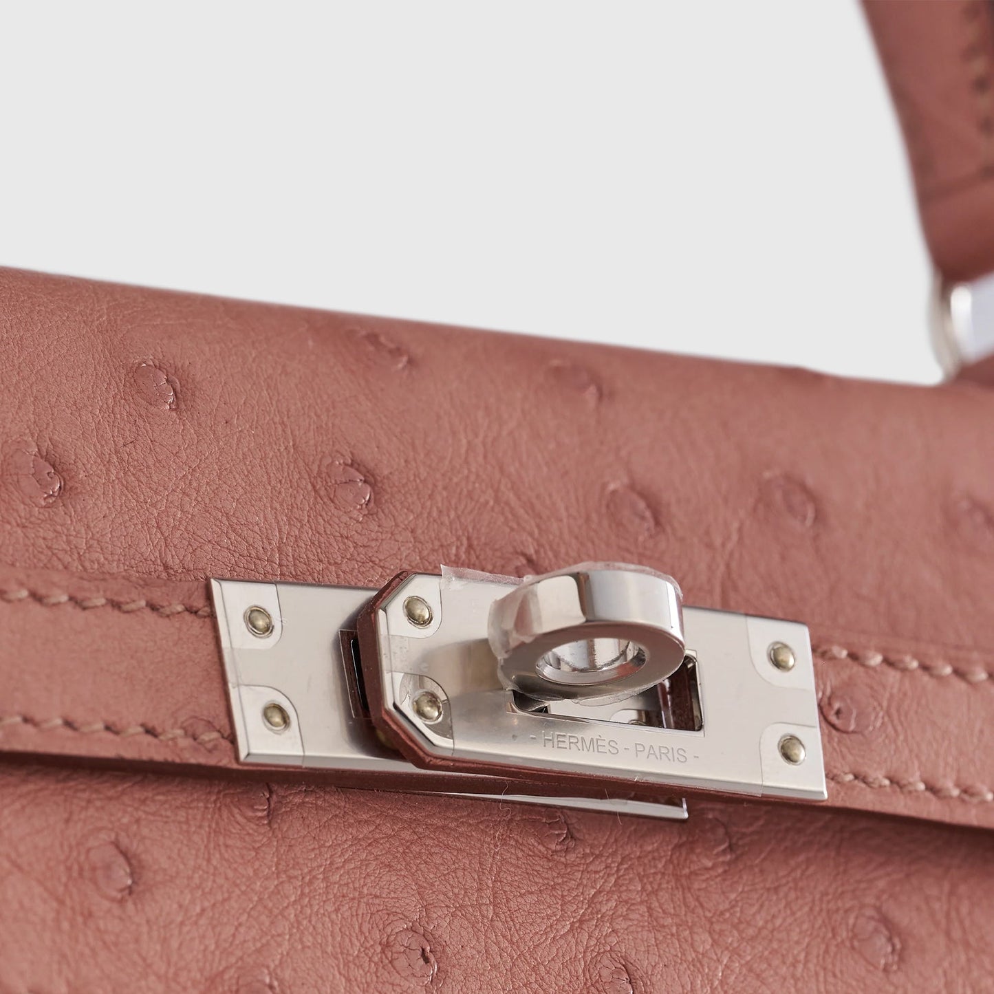 Hermès Kelly 25 Ostrich Terre Cuite Palladium Hardware