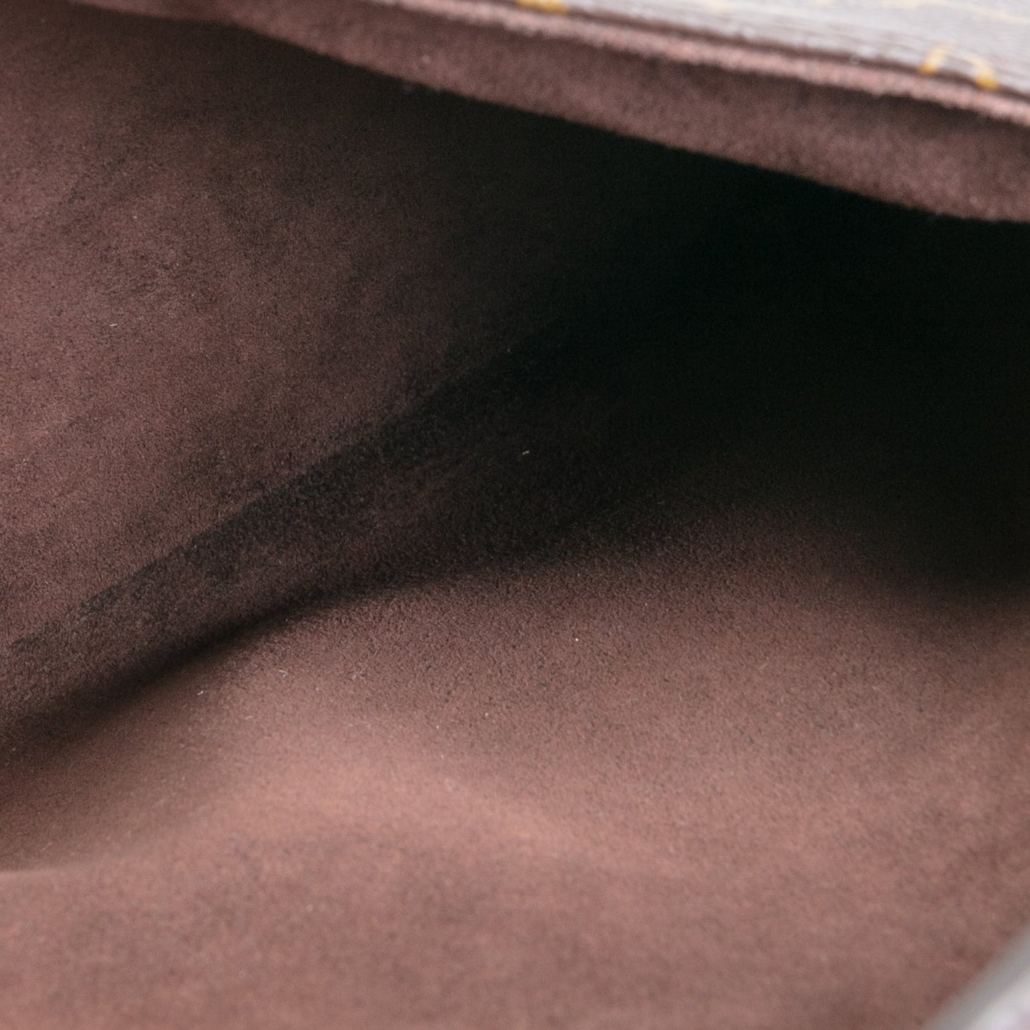 LOUIS VUITTON Pochette Metis Monogram