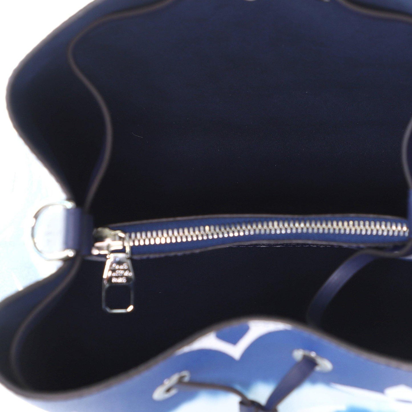 Louis Vuitton Escale NeoNoe Monogram Giant MM Limited Edition Handbag