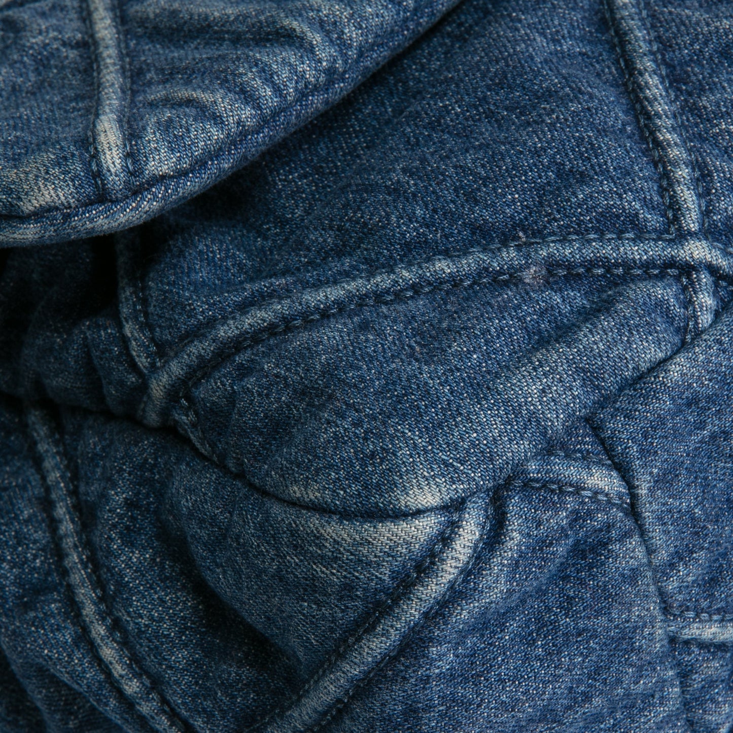 CHANEL 19 Denim Maxi Flap - Blue Jean