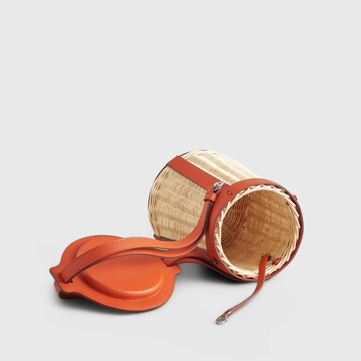 Hermès Farming Picnic Bag Wicker Natural / Terre Battue Palladium Hardware