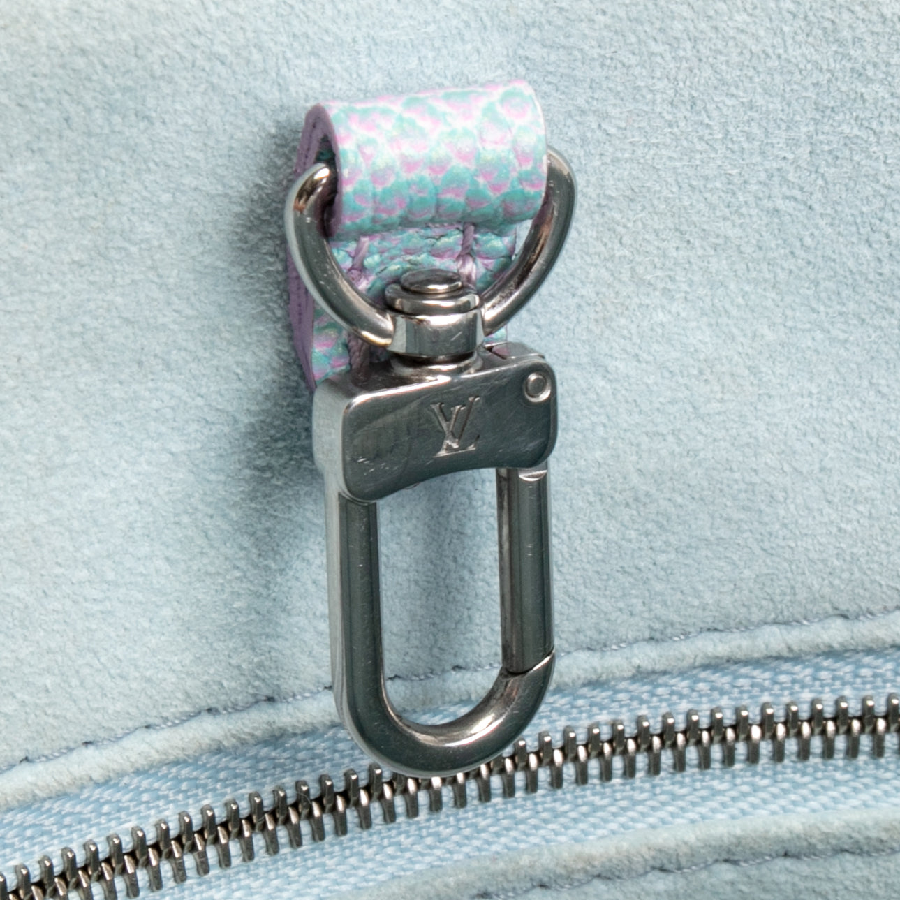 LOUIS VUITTON Onthego Stardust PM - Blue