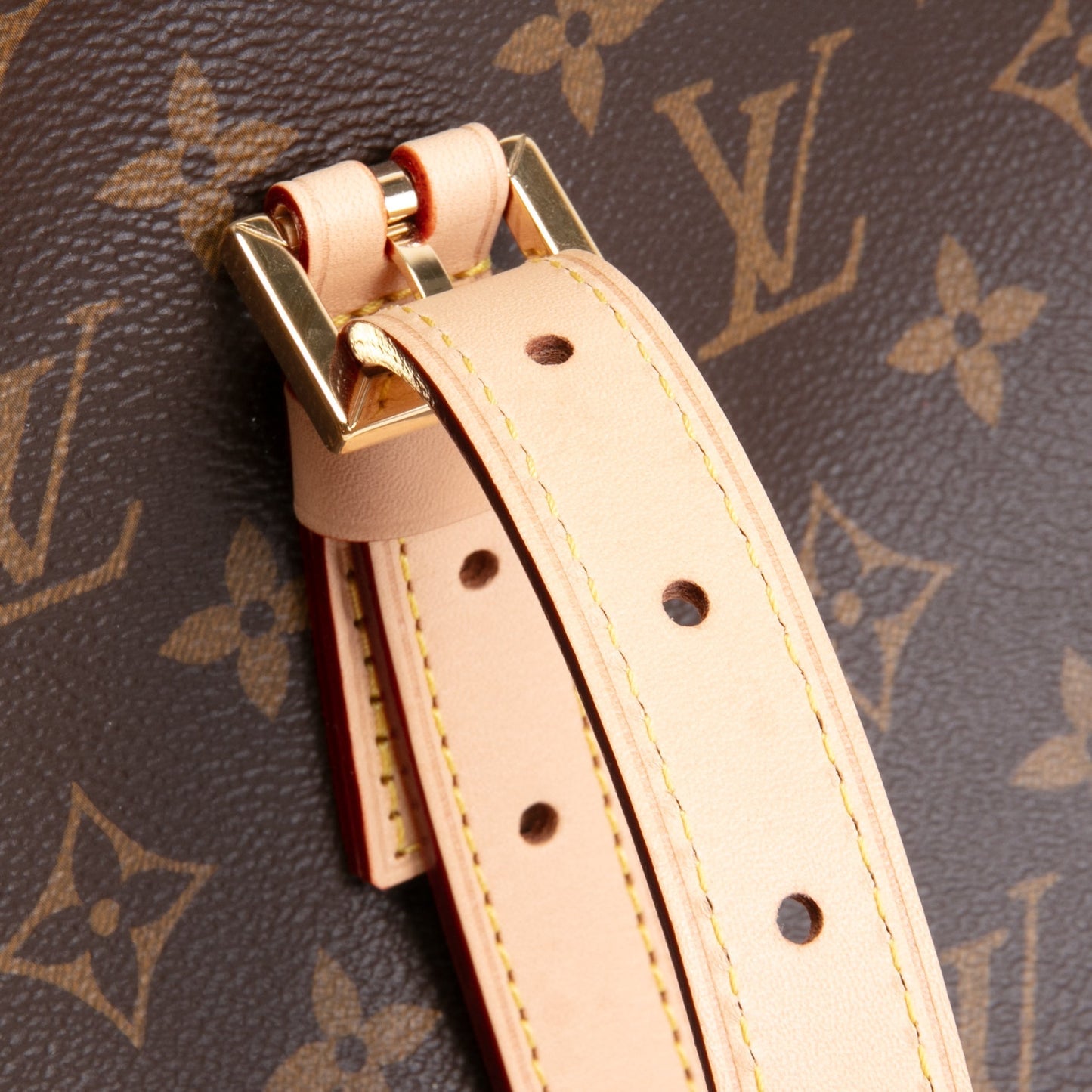 LOUIS VUITTON Mezzo Monogram