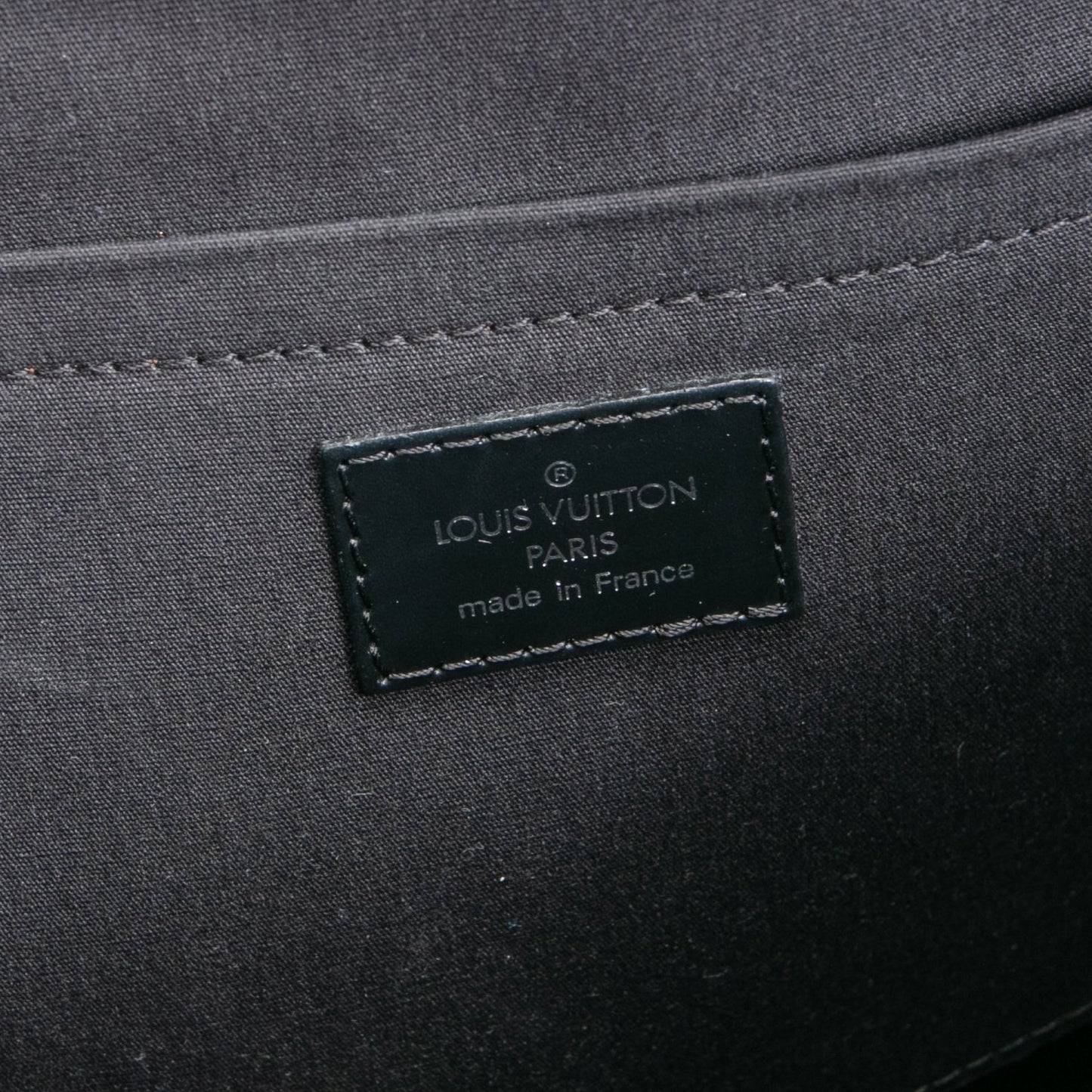LOUIS VUITTON Epi Montaigne GM - Black