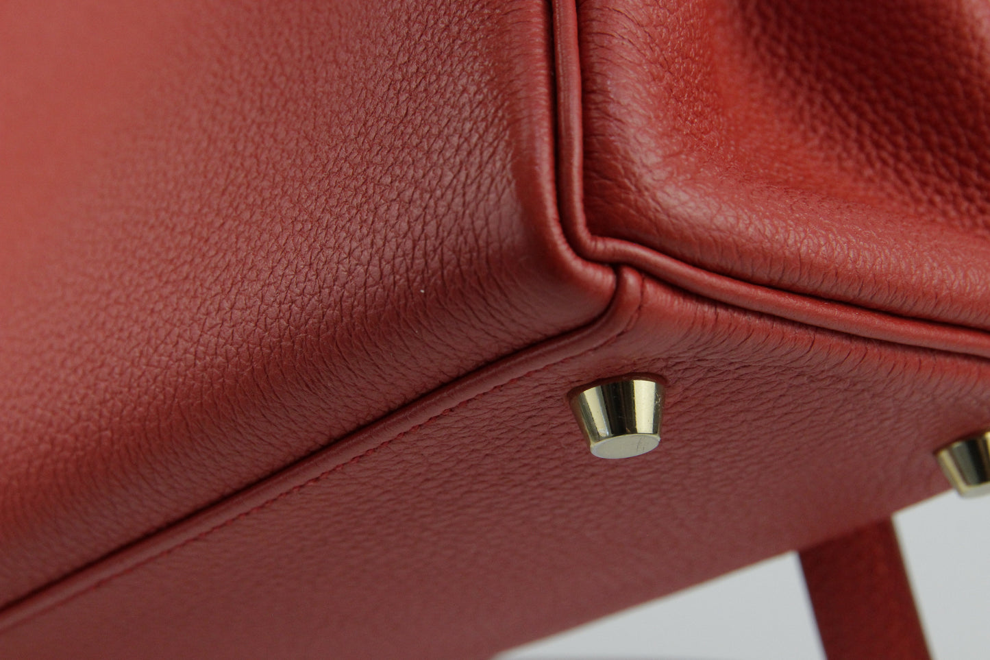 Hermes Kelly 28 Rouge Casaque Togo with Gold Hardware