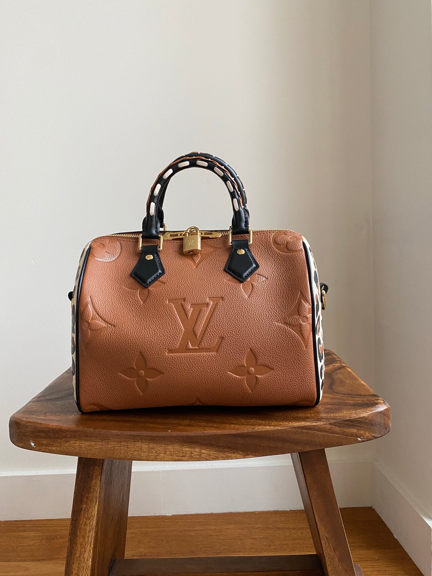 Louis Vuitton Wild at Heart Speedy Bandouliere 25 M45840